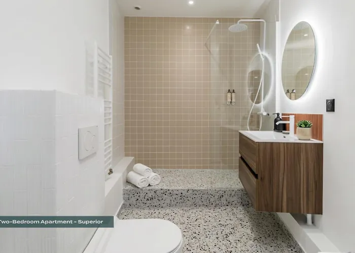 Poeticstay - Champs D'elysee Daire *