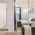 Poeticstay - Champs D'elysee