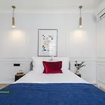 Poeticstay - Champs D'elysee Apartamento Paris