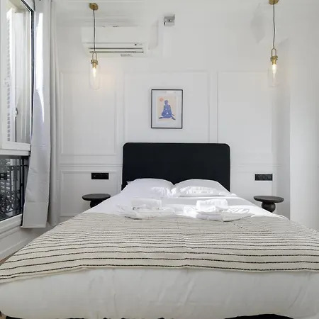 Poeticstay - Arc De Triomphe דירה