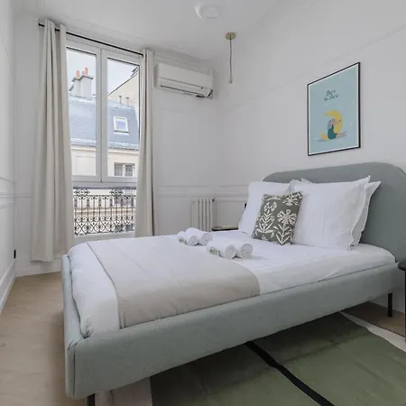 Poeticstay - Champs Elysees Lägenhet