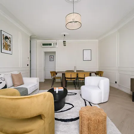 Poeticstay - Champs Elysees *