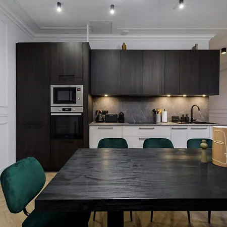 Апартаменты Poeticstay - Champs D'Elysee Париж