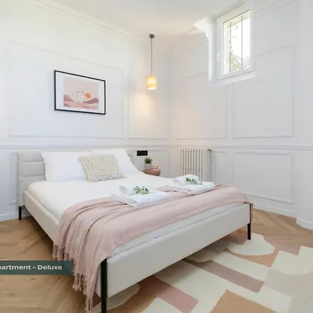 Lägenhet Poeticstay - Champs D'elysee - Galilee