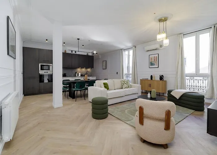 Poeticstay - Champs D'elysee Paris