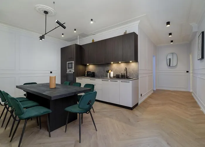 Poeticstay - Arc De Triomphe *