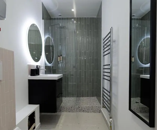 Poeticstay - Champs D'elysee Paris