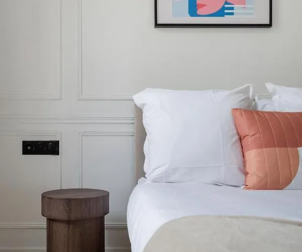 Poeticstay - Champs D'elysee Apartamento *