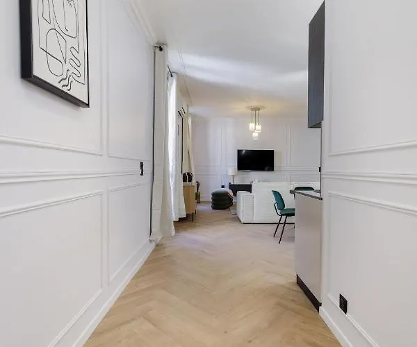 Poeticstay - Champs D'elysee * Paris