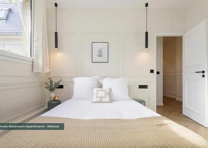 Poeticstay - Champs D'elysee Apartment Paris