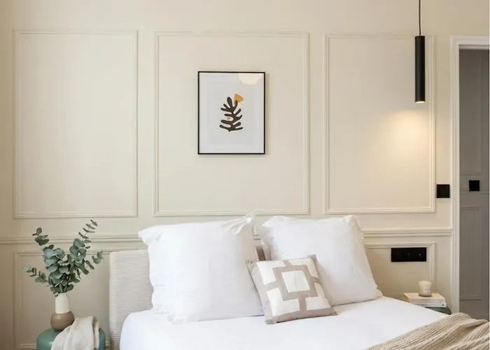Poeticstay - Champs D'elysée *