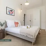 Poeticstay - Champs D'elysee Paris