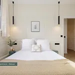 Poeticstay - Champs D'elysee Daire Paris