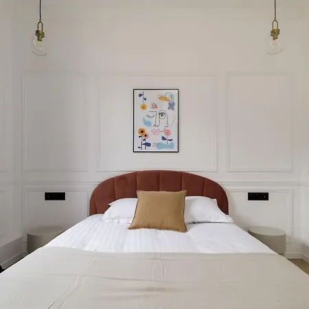 Poeticstay - Champs Elysees *