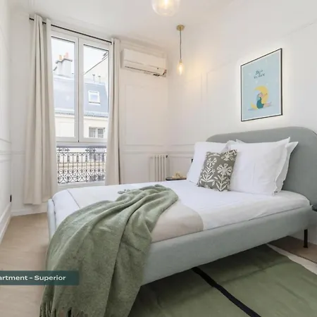 Apartament Poeticstay - Champs D'elysee Paryż