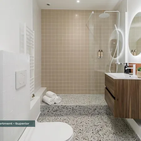 Poeticstay - Champs D'elysee Apartament *